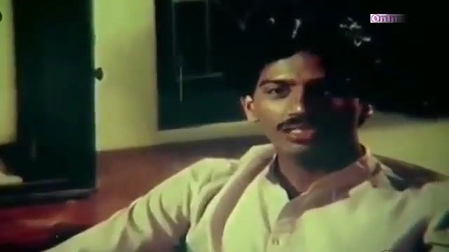 Desi Indian Hot & Sexy B Grade Actress Hot Saree & Blouse Strip Scene HD