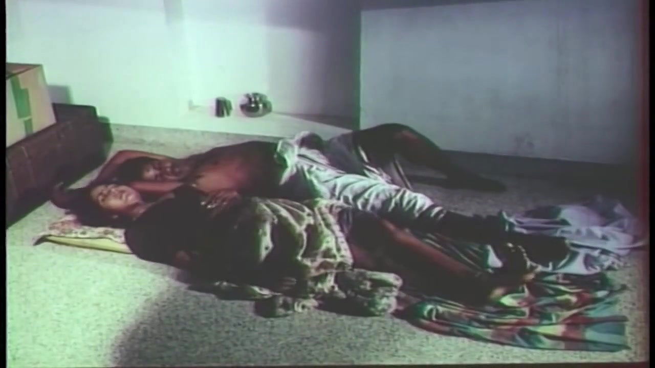 hindi hot romatic scene