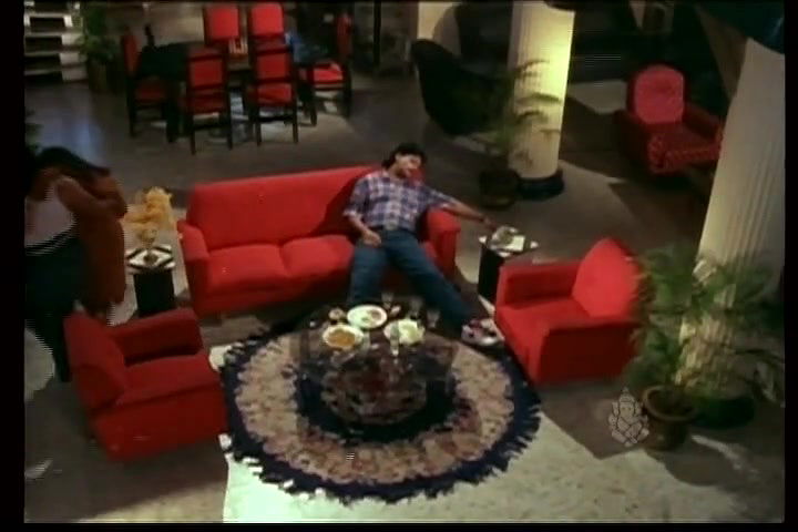 Hot Girl Druged and Enjoyed Liplock Kiss)