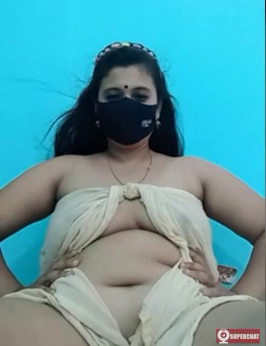 Hot mallu girl big boobs show