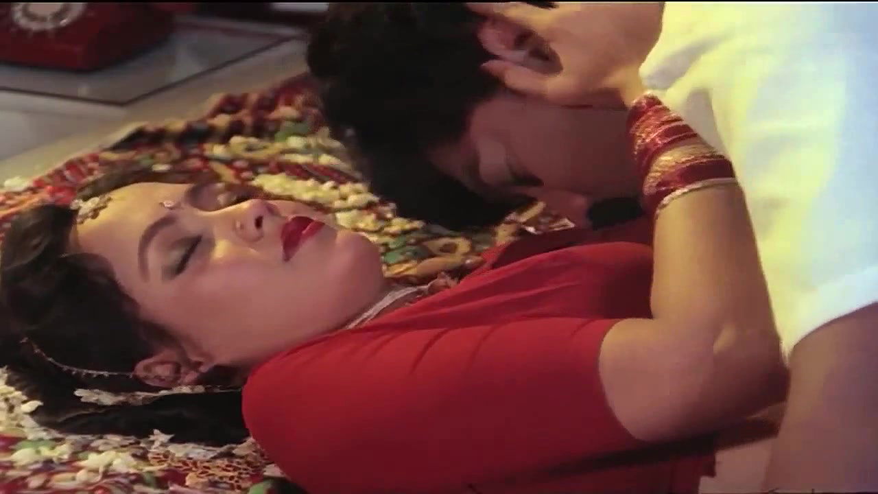 Jayarekha hot firstnight scene Untouched 720p