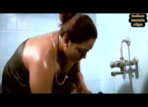 l_shakeela_indianmasalaclips_net_729102