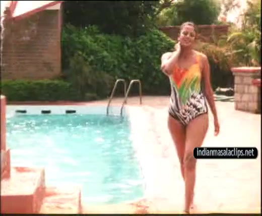 l_swarna_indianmasalaclips_net_547744