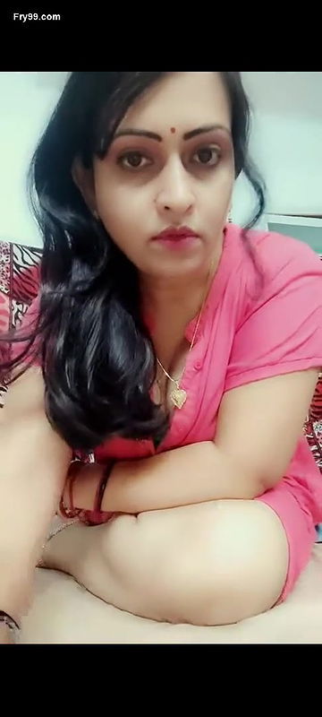 Deepika Bhabhi Super Hot Tango Show