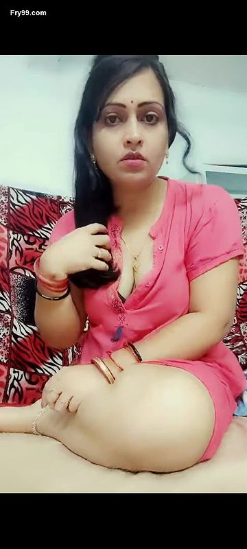 Deepika Bhabhi Super Hot Tango Show