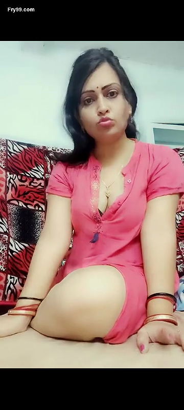 Deepika Bhabhi Super Hot Tango Show