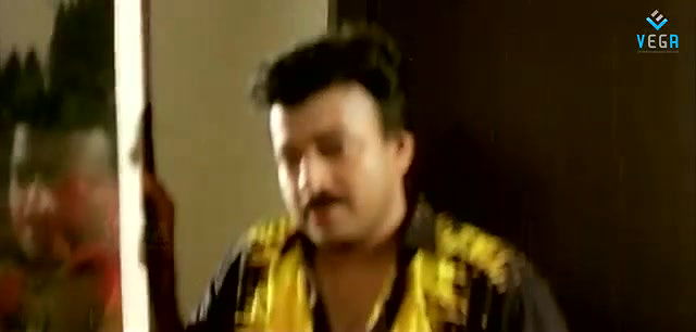 Mallu Aunty Romance On Bed