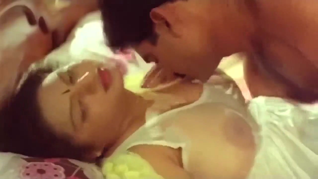 Mallu boobs press in transparent dress