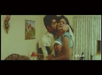 Mallu Gets Her Boobs Pressed Nicely. WapBold.Com