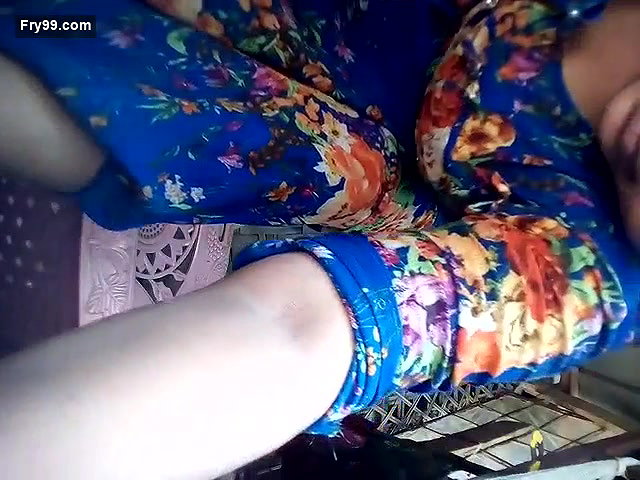 Desi Girl Showing Her Ass and Pussy
