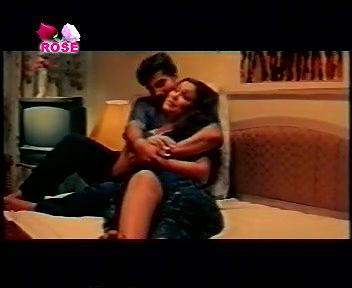 Mast Ladki (Uncensored).DAT