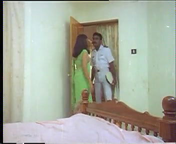 Reeva Green Saree Clip 1.DAT