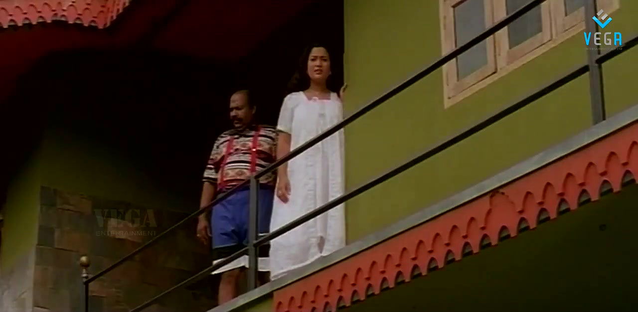 Roshini in Bikini Yamam HD