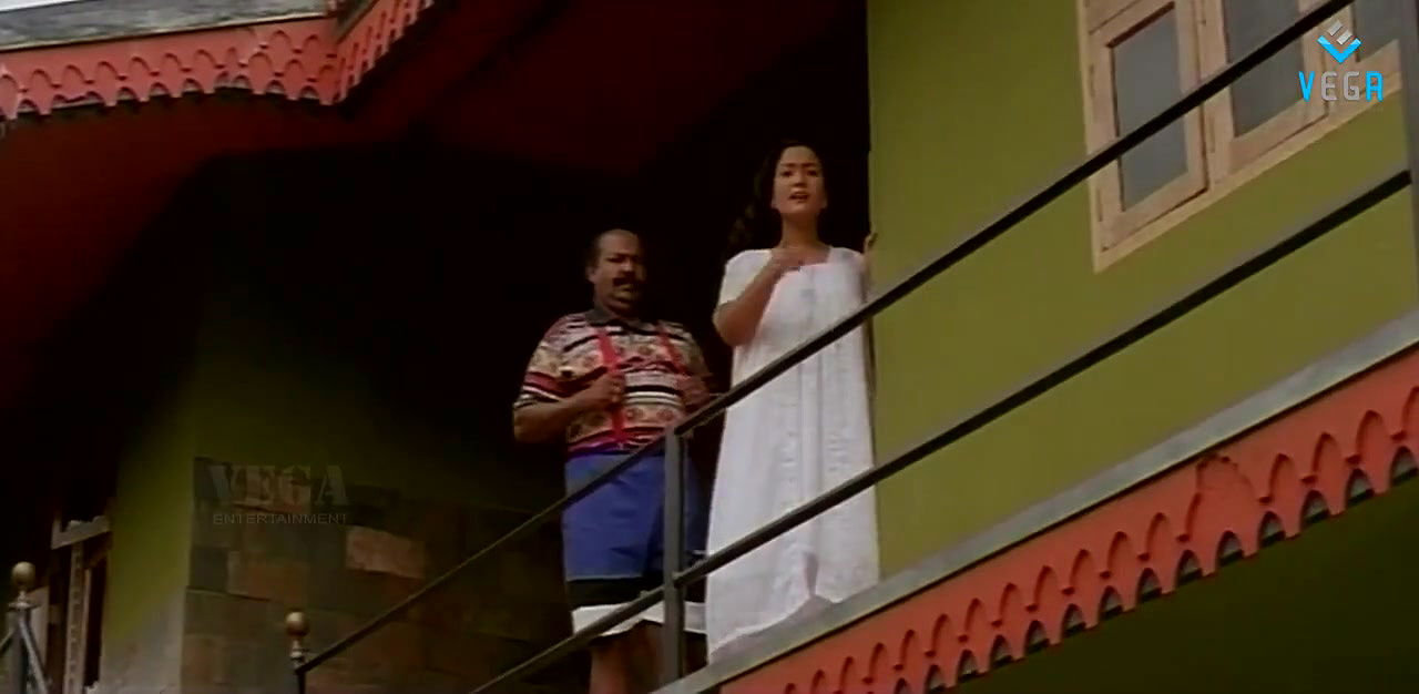 Roshini in Bikini Yamam HD