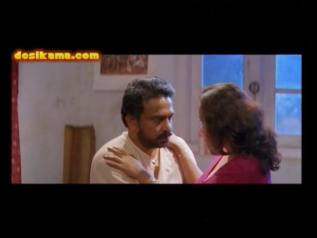 Sharimili Hot Navel And Ass Squeeze