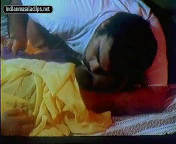 Uma Ultimate Saree Bed