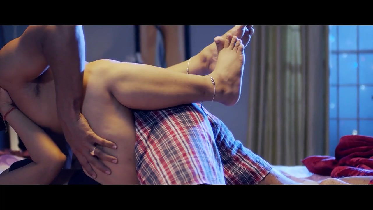 Unknown Actress Hot 1