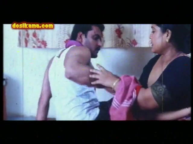 Unknown Chubby Aunty Boobs Navel Sucked