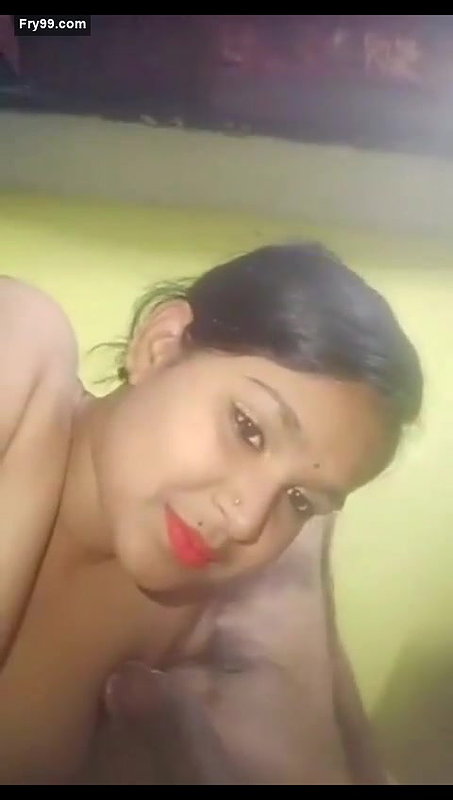 Desi hot bhabhi sucking hubby dick