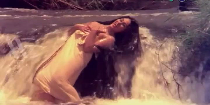 Veteran Mallu Hot Bath in river