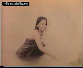 y_unknown_indianmasalaclips_net_402939