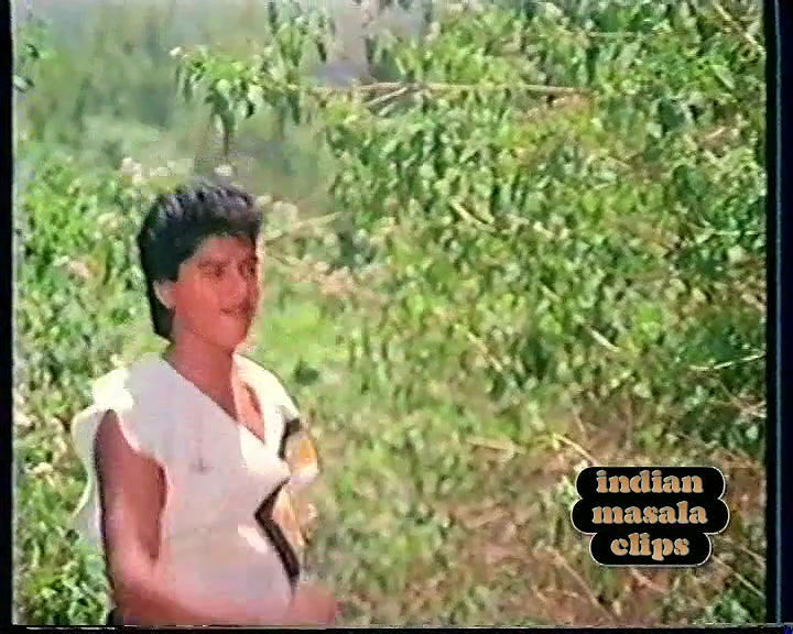 yester_raghavi_indianmasalaclips_net_400121