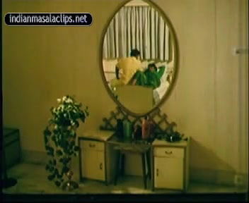 yester_shakeela_indianmasalaclips_net_729992