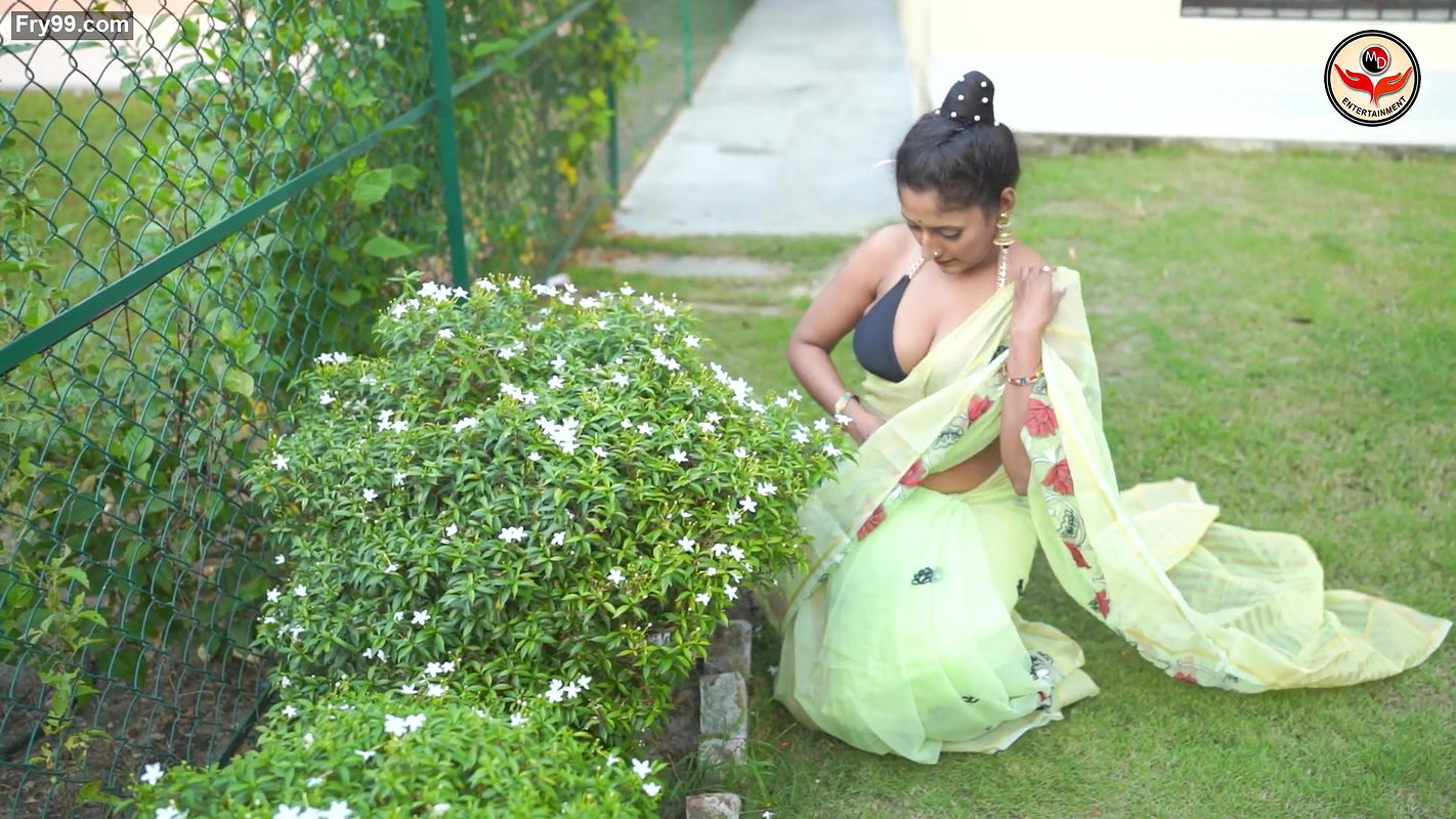 Smita Sana Md entertainment hot saree shoort