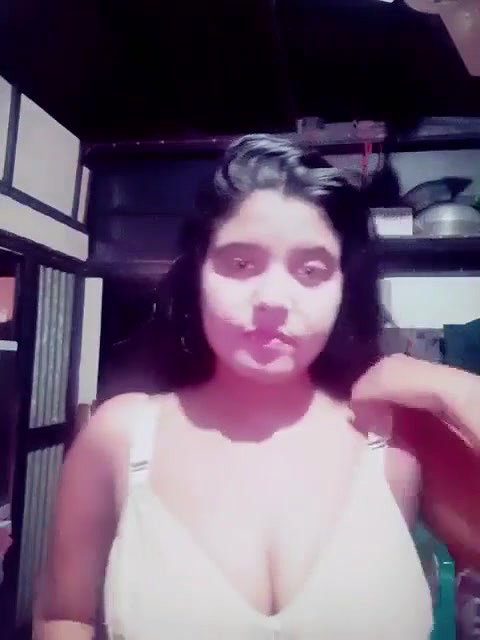 Beautiful Village Girl Showing Her Bigboobs And Rubbing Pussy