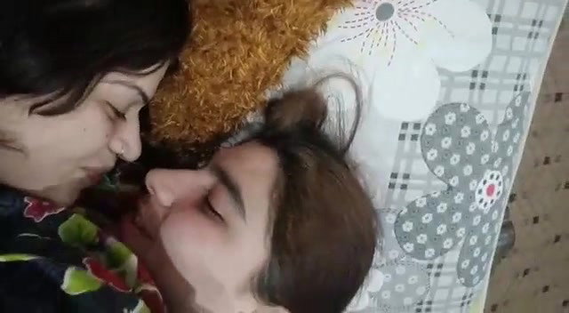 Very Beautiful Paki Sisters Having Fun sucking boobs kissing