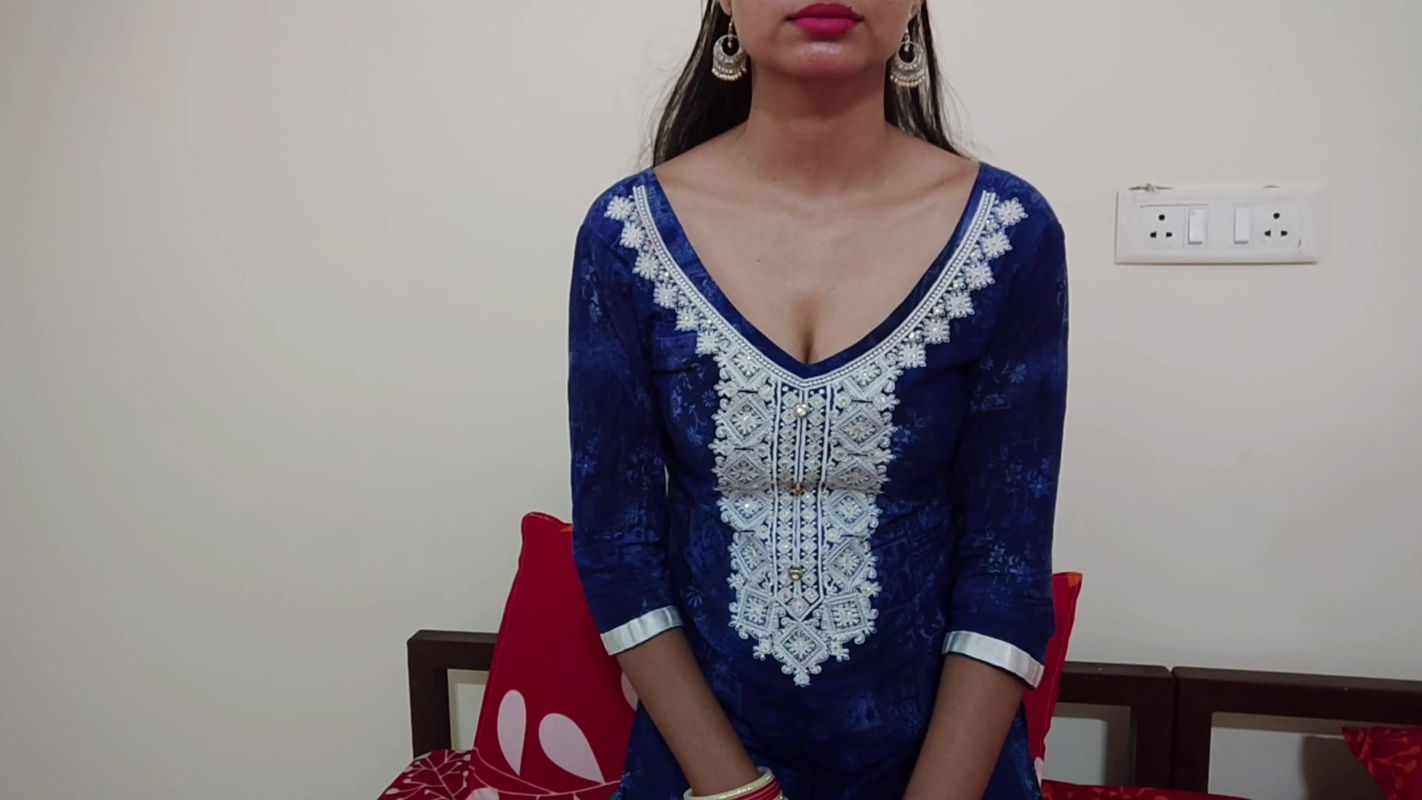 4K Ultra HD – 17 Mins of Indian College girl Sexy Show