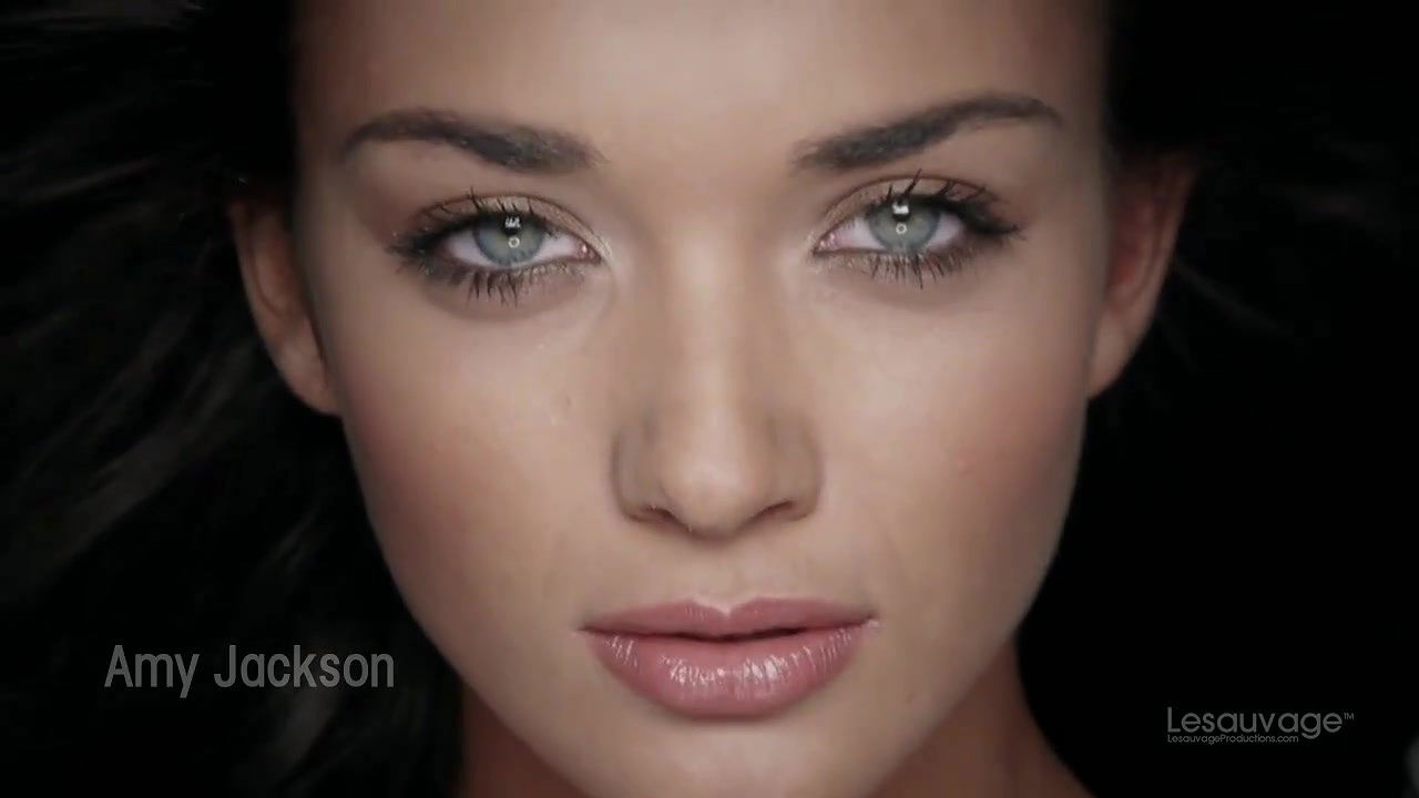 Amy Jackson White Tank top braless nipple impresion