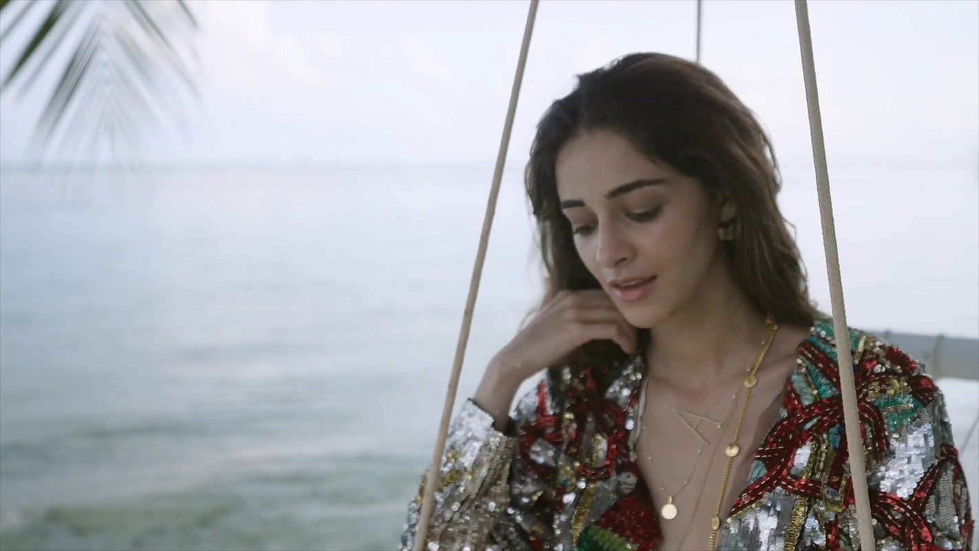 Anany Pandy – Travl Pecok Mag shut.mkv