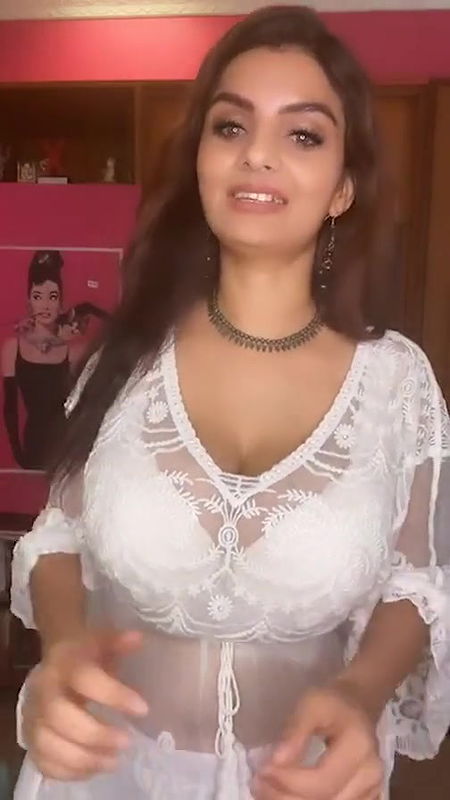 Anveshi Jain Hot Live Latest Anveshi Jain Official Video