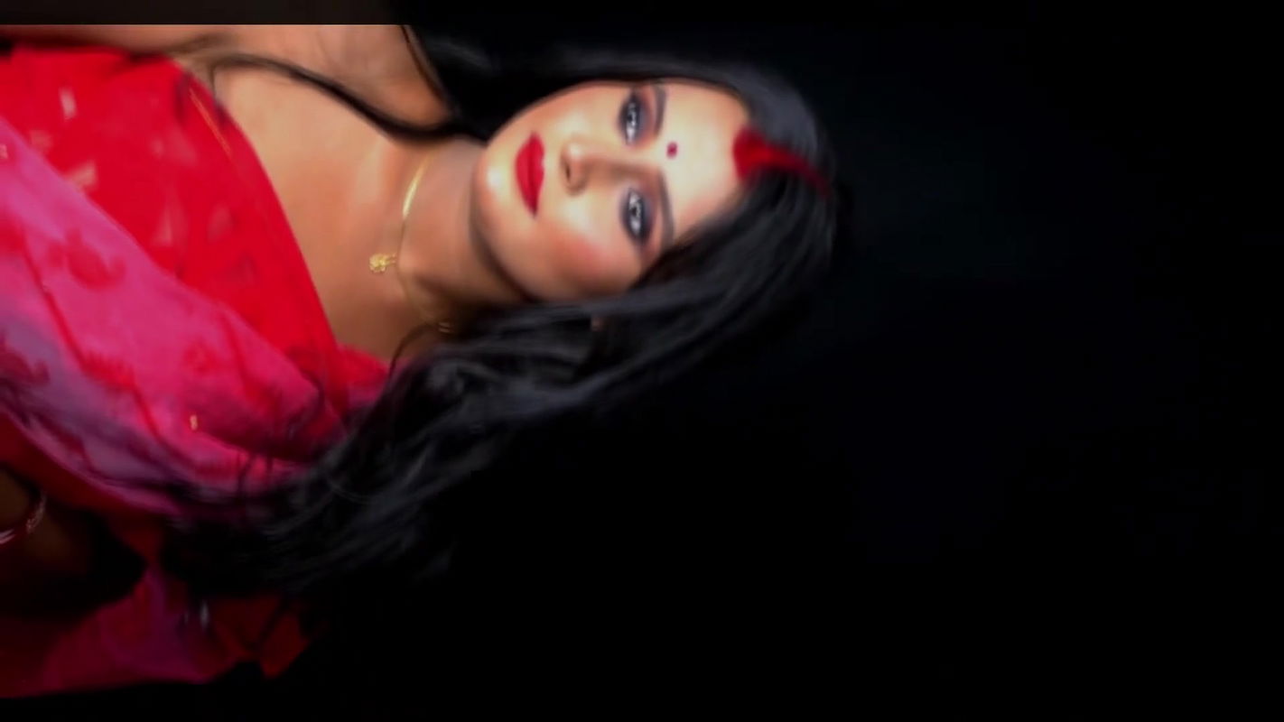 Bengali Model Ankita in Red & White Saree Photoshoot