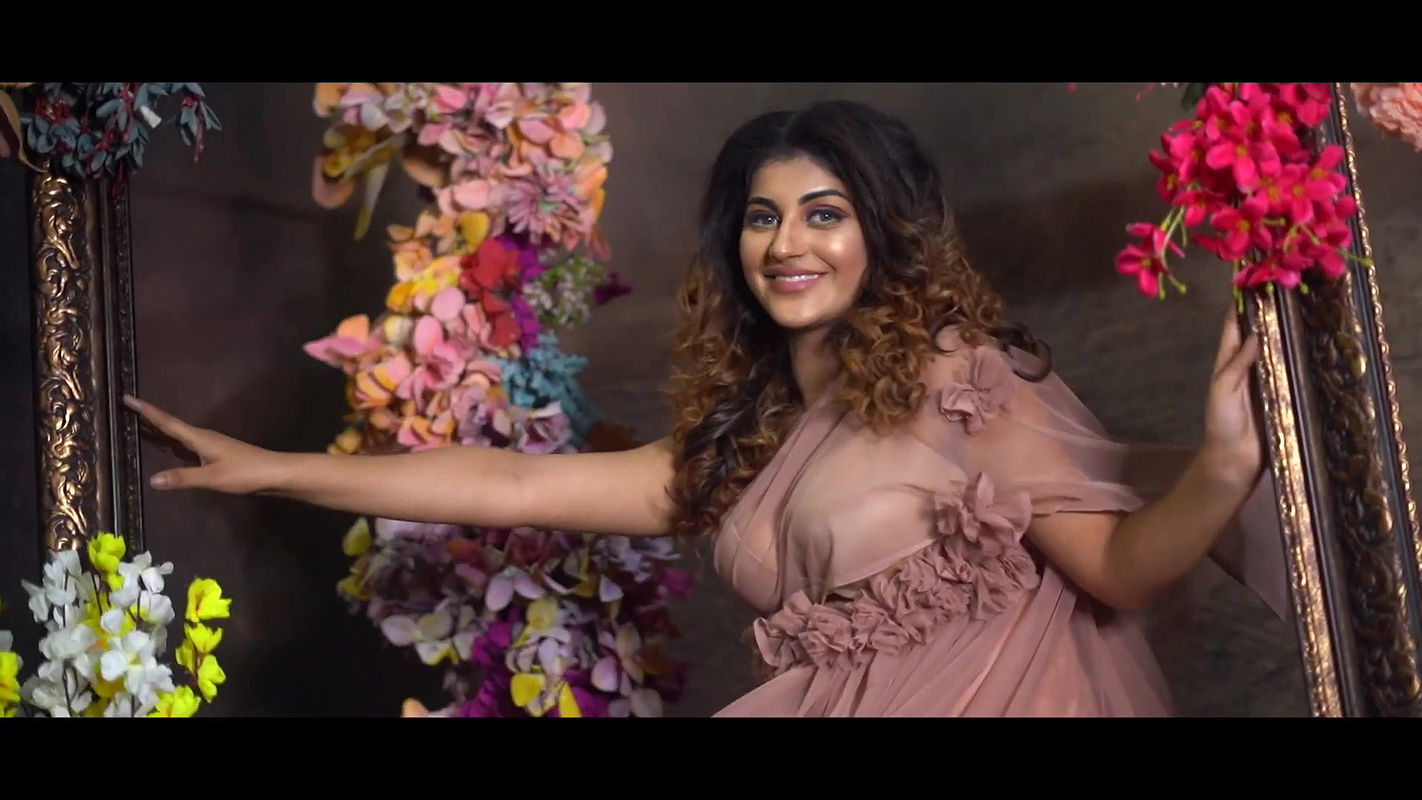 Biggboss Fame Yashika Aannand _ Photoshoot by International Photographer Dr. L Ramachandran ( 1080 X 1920 )