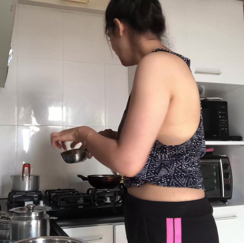Cooking for the first time  pakoda  chai  mom  mini Vlog  Aditi Gautam .webm