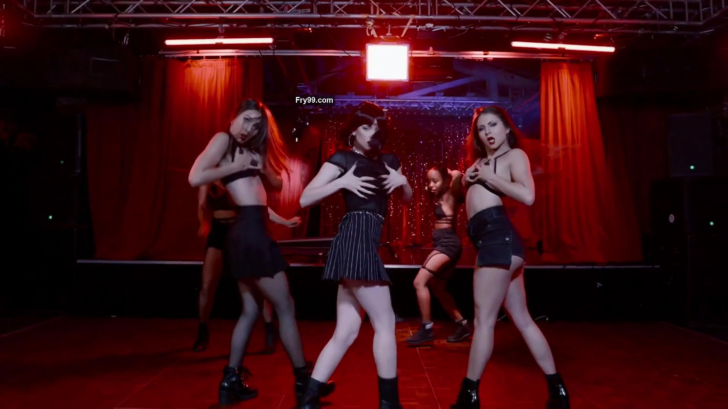 Dancer dytto upskirt black panty