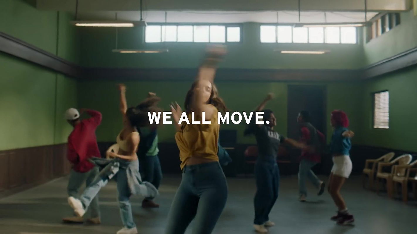 Deepika Latest Hot Ad.mkv