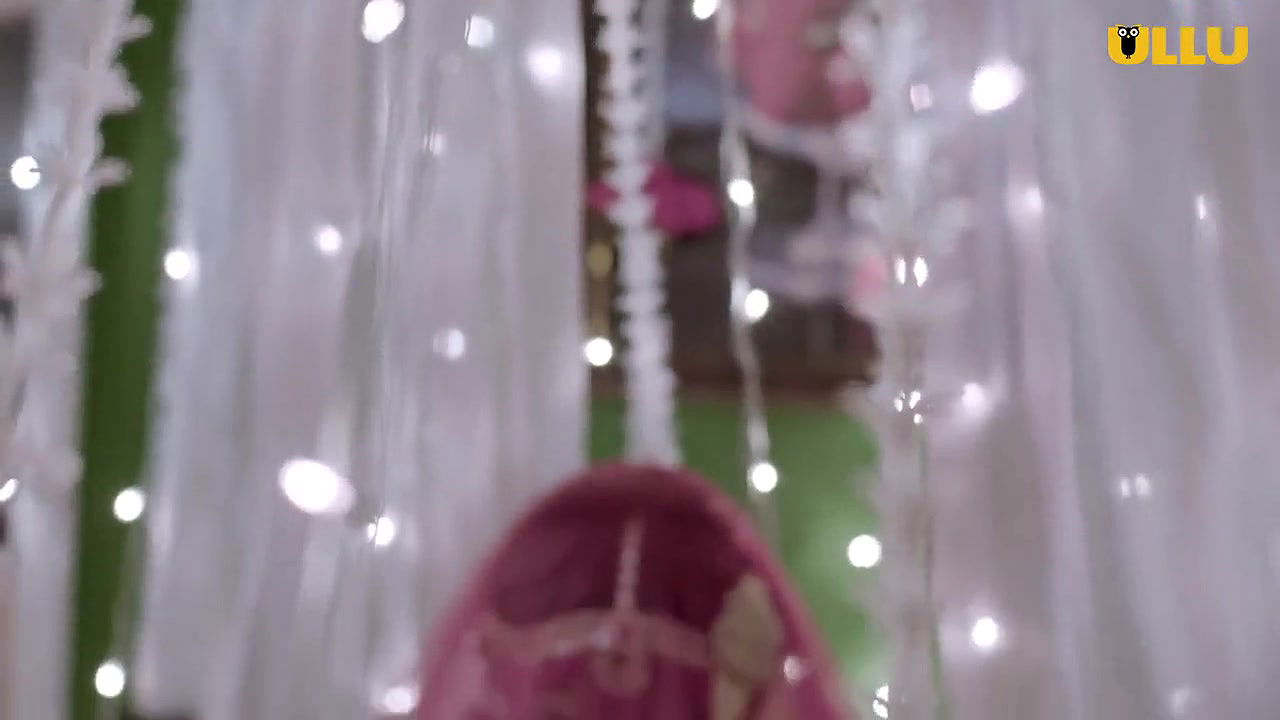 HDmovie99.Com-Hotspot-Charr.Charr.Ullu.S01E01-BDmusic99.Net