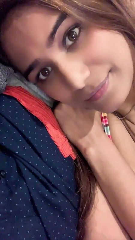 ipoonampandey_1602350436_17961336178352759_1