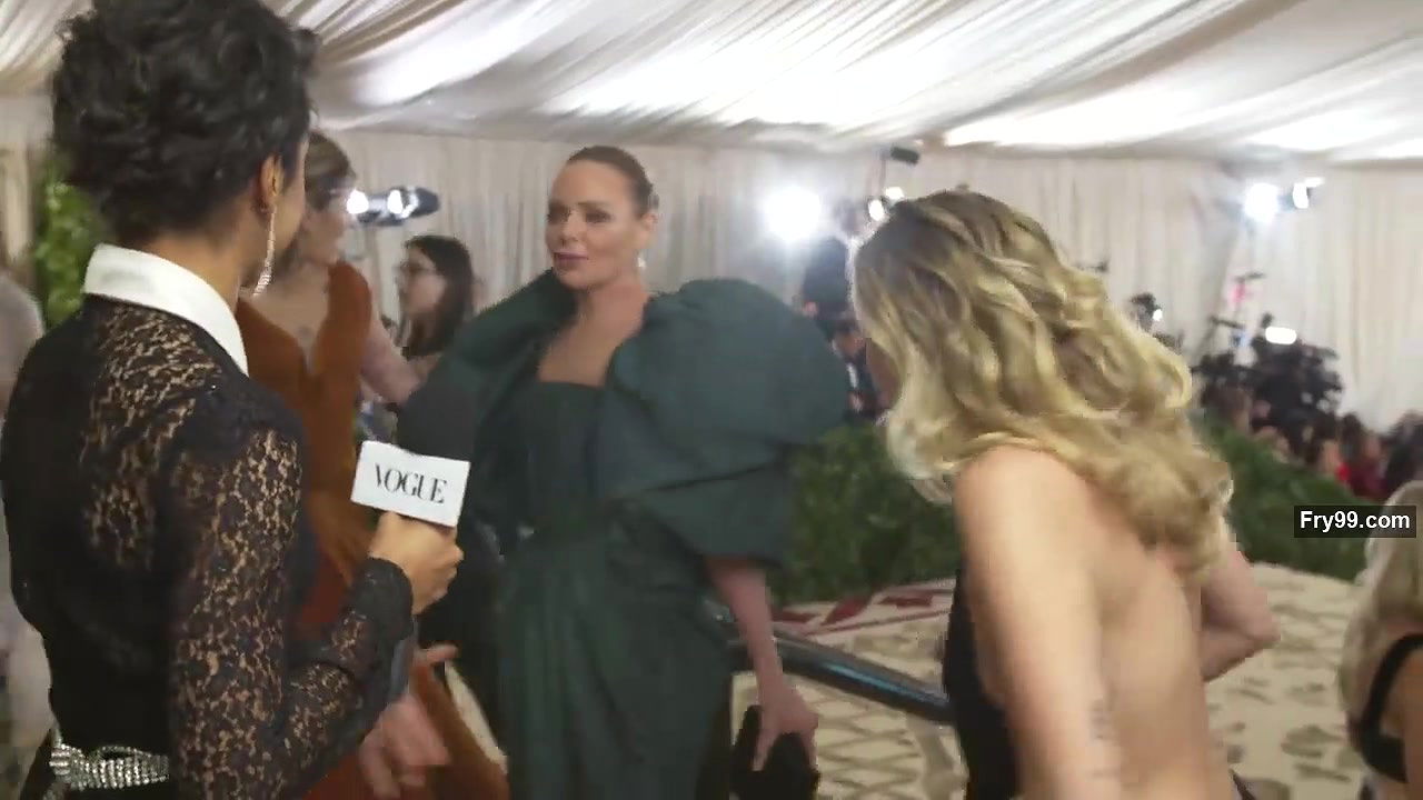 Miley Cyrus, Paris Jackson