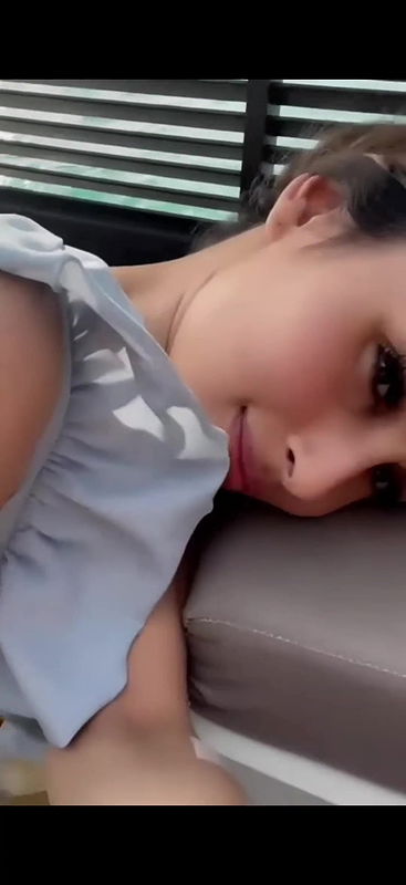 Mouni roy showing her hanging melons – shagworthy video