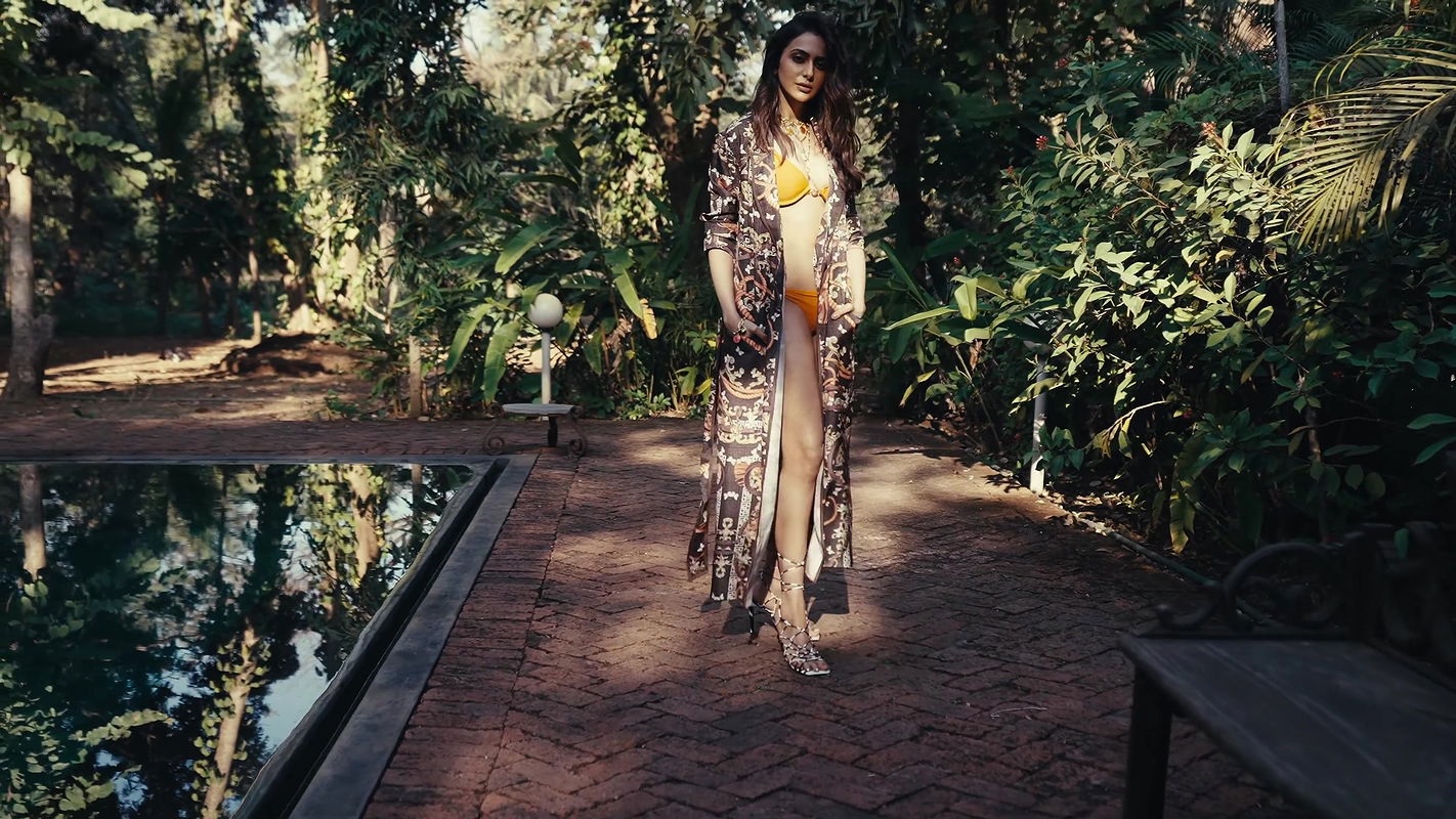 Rkul Prit Sing – Travl Pecock Mag (4K).mkv