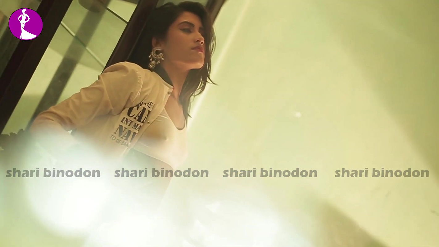 Saree photoshoot Model Sriti