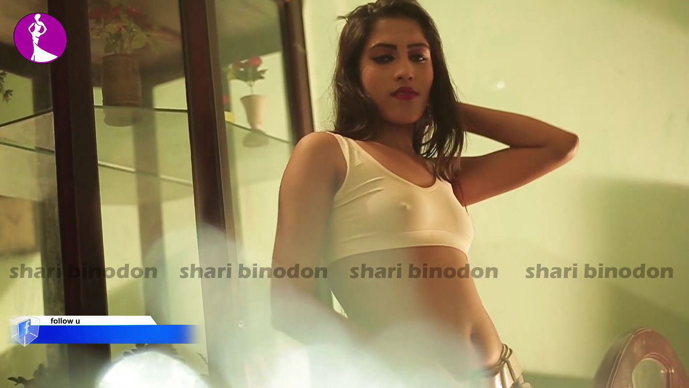 Saree photoshoot Model Sriti