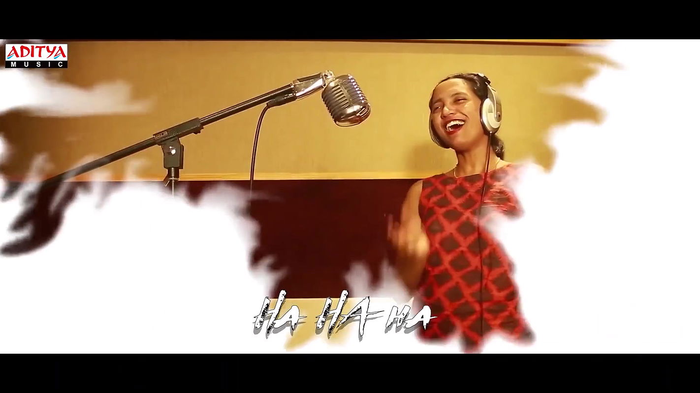 Shree Rapaka hot Cleavage and Navel show song