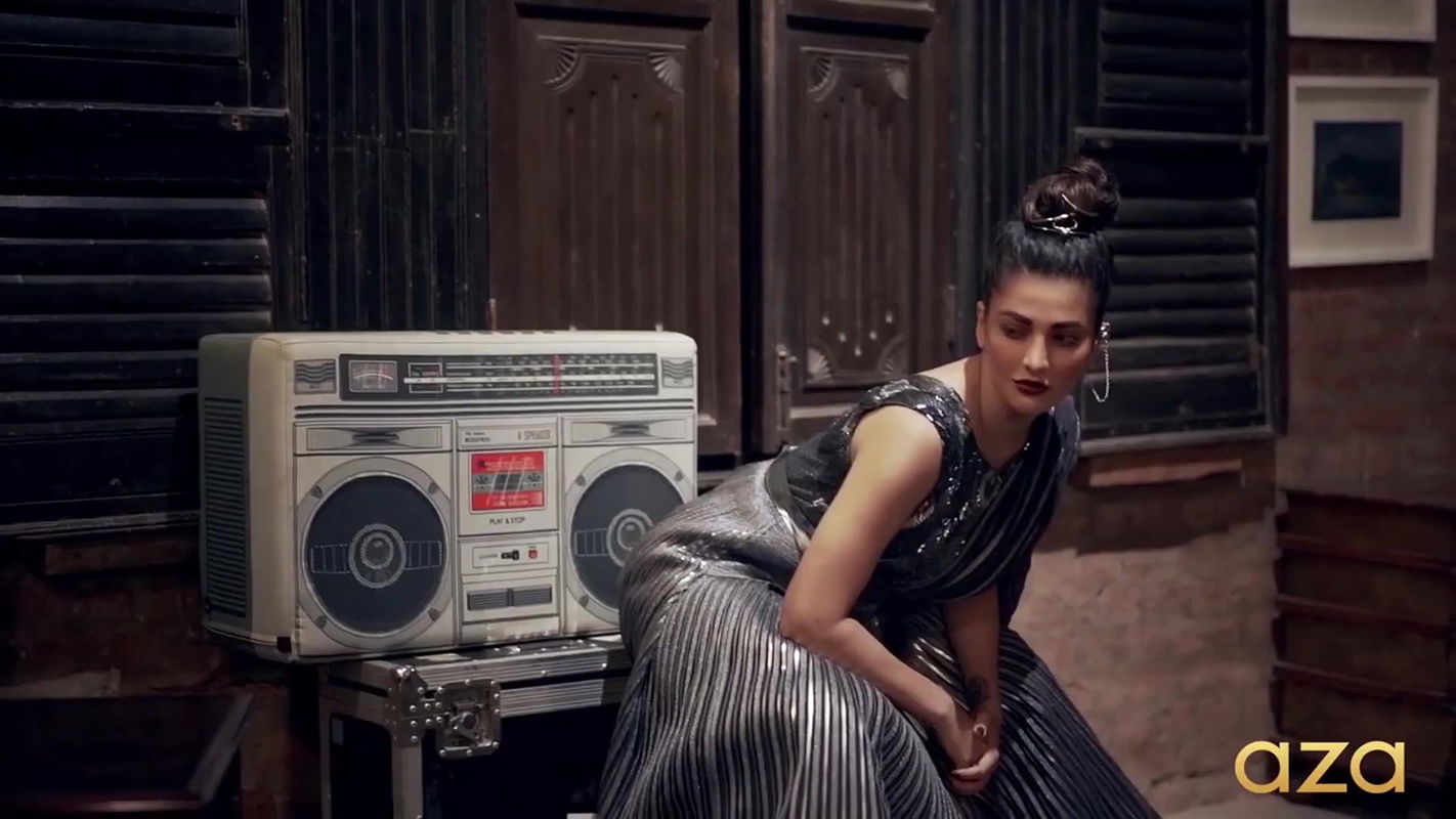 Shruti Haasan Best Photo Shoot Video She looks Hot and Stunning in every BTS