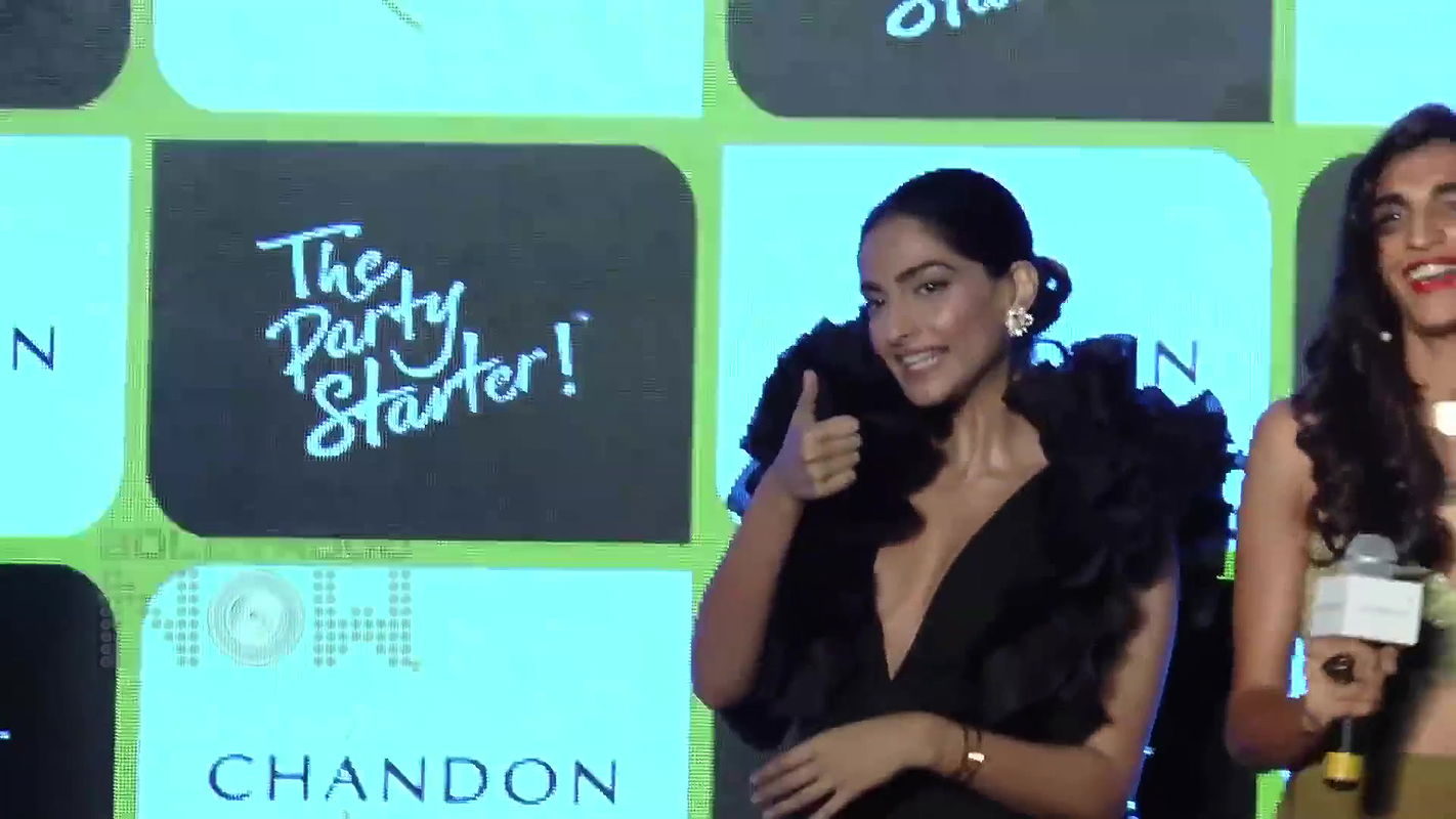 Sonam Kapoors SHOCKING Wardrobe Malfunction At An