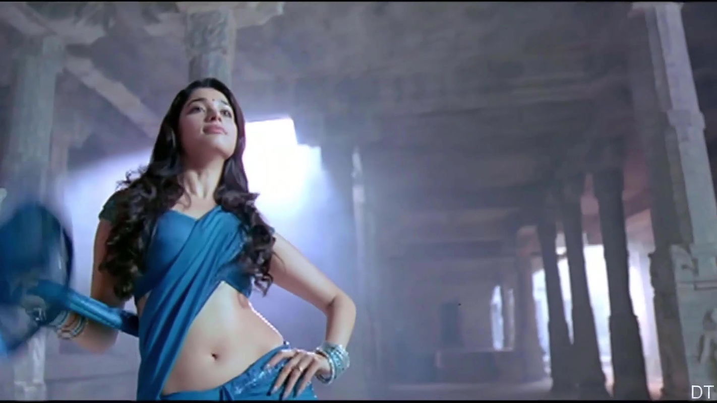 Tamanna Batia{Siruthai} Hot Navel Edit for Maturbation